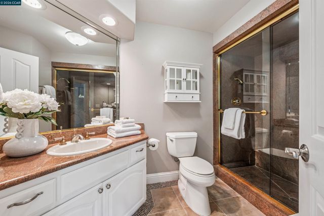 5411 Blackhawk Dr, Danville, CA 94506