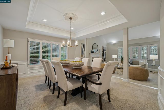 5411 Blackhawk Dr, Danville, CA 94506