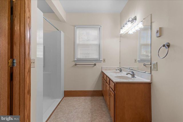 19310 SMALLWOOD TER, Hagerstown, MD 21742