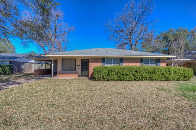 2407 Douglas Drive, Bossier City, LA 71111