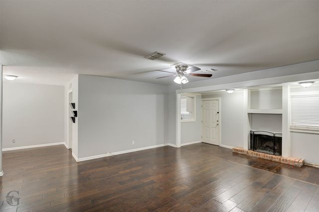 2407 Douglas Drive, Bossier City, LA 71111