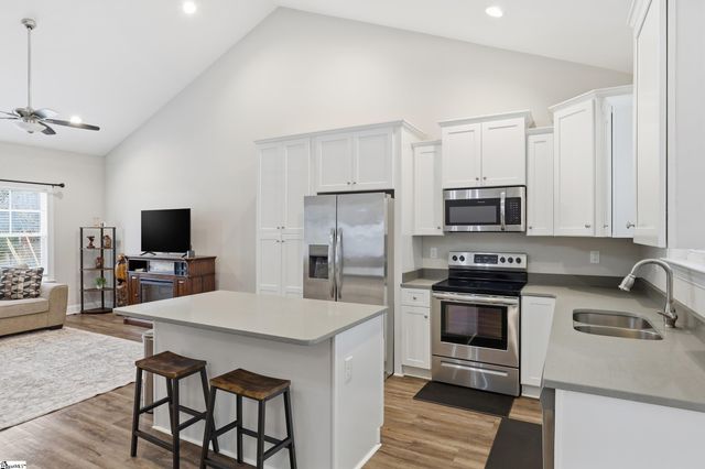 135 Stevenson Drive, Belton, SC 29627