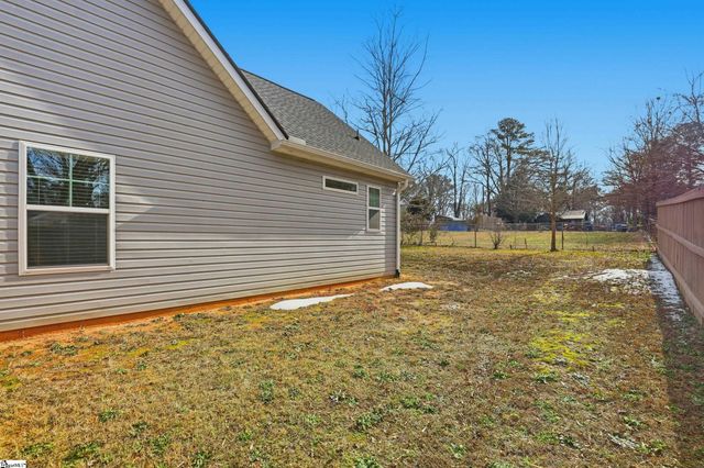 135 Stevenson Drive, Belton, SC 29627