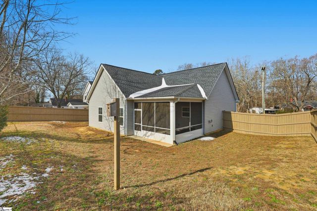 135 Stevenson Drive, Belton, SC 29627