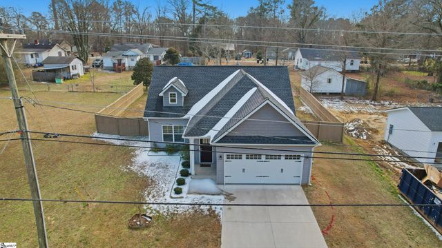 135 Stevenson Drive, Belton, SC 29627