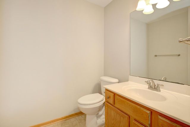 2768 87th Street E 13, Inver Grove Heights, MN 55076