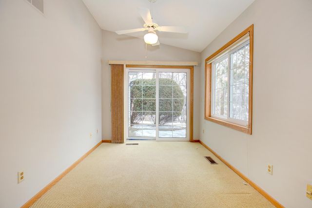 2768 87th Street E 13, Inver Grove Heights, MN 55076