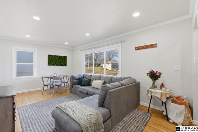 2309 S 50th Street, Omaha, NE 68106