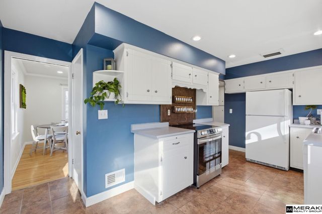 2309 S 50th Street, Omaha, NE 68106