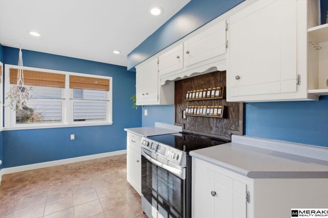 2309 S 50th Street, Omaha, NE 68106