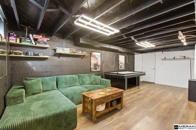 2309 S 50th Street, Omaha, NE 68106