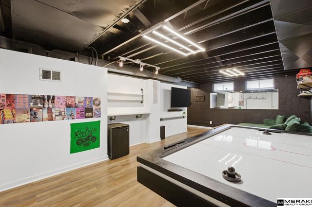 2309 S 50th Street, Omaha, NE 68106