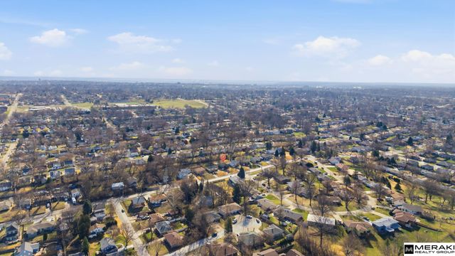 2309 S 50th Street, Omaha, NE 68106