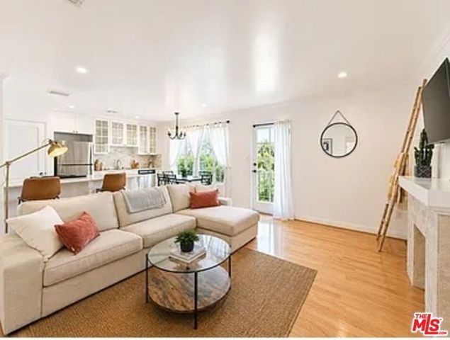 1028 12th Street 8, Santa Monica, CA 90403