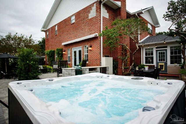 1900 E De Soto St, Pensacola, FL 32501