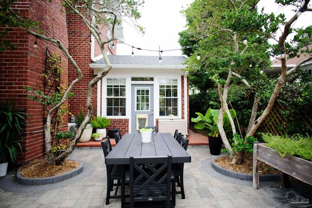 1900 E De Soto St, Pensacola, FL 32501