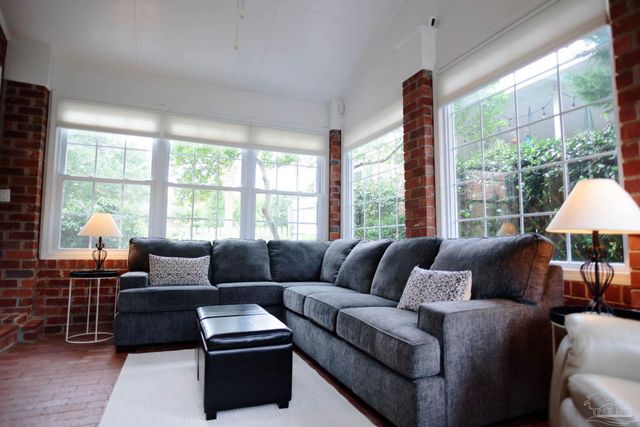 1900 E De Soto St, Pensacola, FL 32501