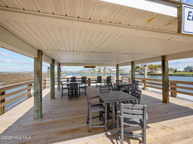 602 W Fort Macon Road 109, Atlantic Beach, NC 28512