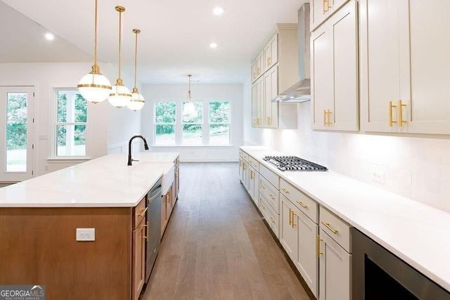 8320 Shoal Court, Gainesville, GA 30506