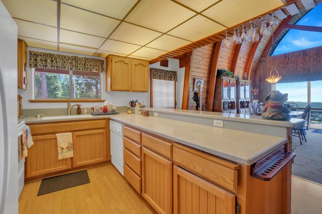 1262 Pebble Beach Way, Arnold, CA 95223