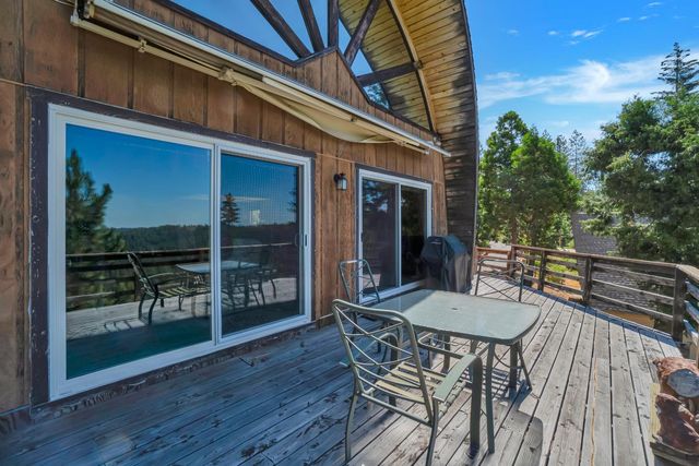 1262 Pebble Beach Way, Arnold, CA 95223