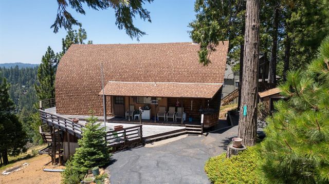 1262 Pebble Beach Way, Arnold, CA 95223