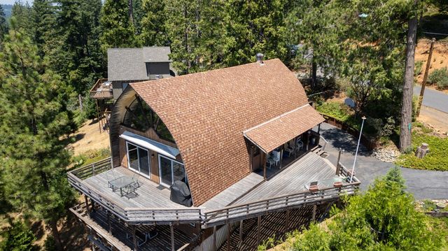 1262 Pebble Beach Way, Arnold, CA 95223