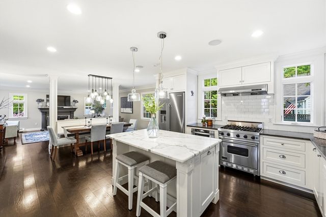 43 Hayes Ave, Lexington, MA 02420