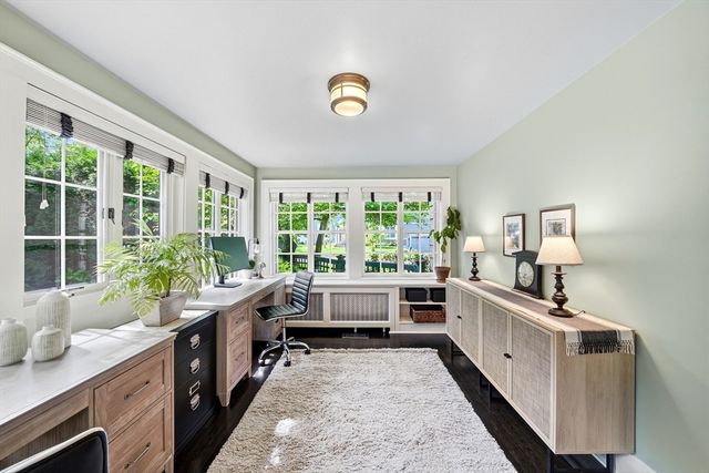 43 Hayes Ave, Lexington, MA 02420