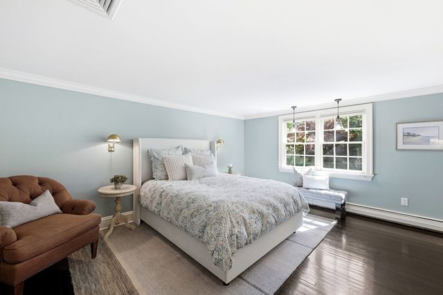 43 Hayes Ave, Lexington, MA 02420
