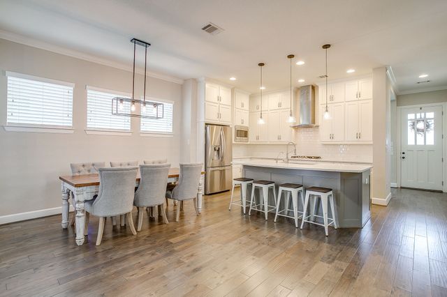 6008 Monterey Mews, North Richland Hills, TX 76180