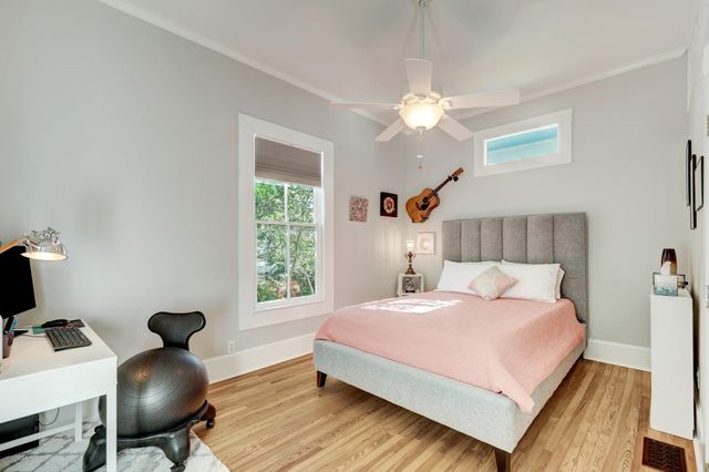 1717 Church Street, Galveston, TX 77550