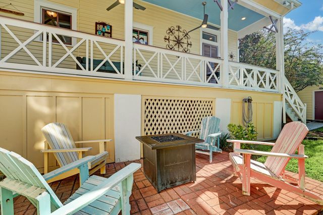 1717 Church Street, Galveston, TX 77550