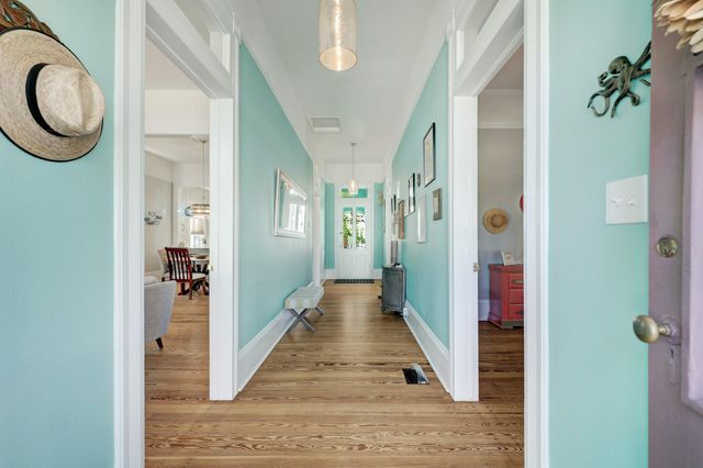 1717 Church Street, Galveston, TX 77550
