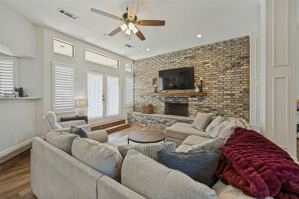 2709 Edinboro Drive, Arlington, TX 76012 — photo 5