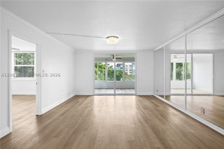 27 Abbey Ln 403, Delray Beach, FL 33446