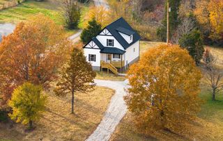 848 Franklin Road, Charlotte, TN 37036