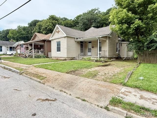 1209 Fulton Avenue, Hannibal, MO 63401