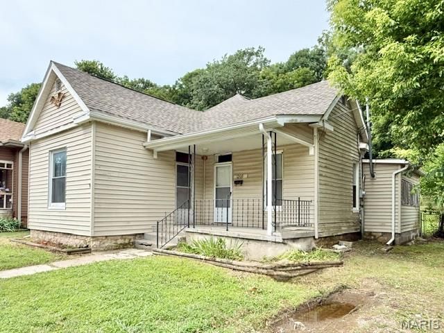 1209 Fulton Avenue, Hannibal, MO 63401