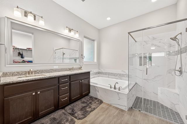 2207 Carrol Creek Drive, Richmond, TX 77469