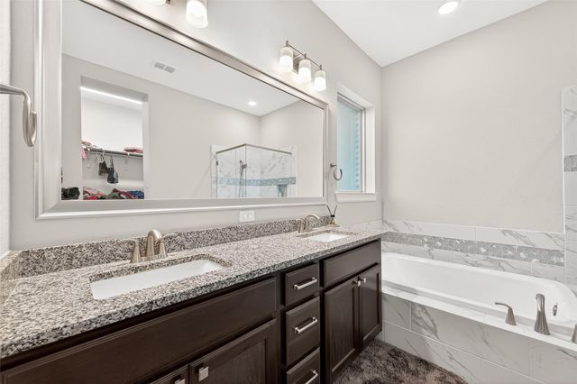 2207 Carrol Creek Drive, Richmond, TX 77469