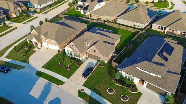 2207 Carrol Creek Drive, Richmond, TX 77469