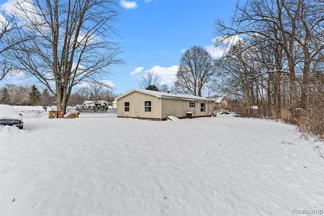 9304 Mcafee Road, Montrose, MI 48457