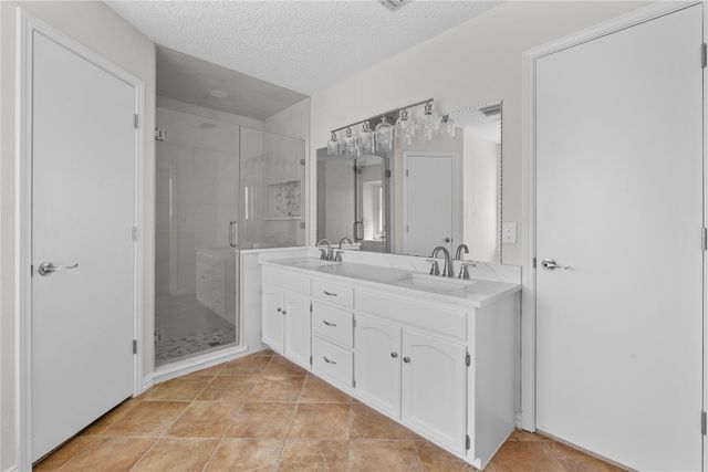 1106 Almond Drive, Mansfield, TX 76063