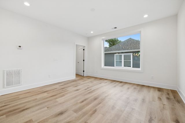 1117A Chester Ave A, Nashville, TN 37206
