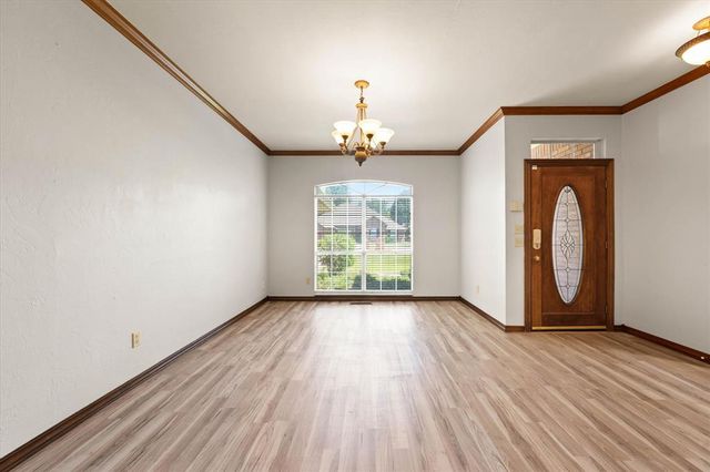 4104 Devon Drive, Edmond, OK 73034