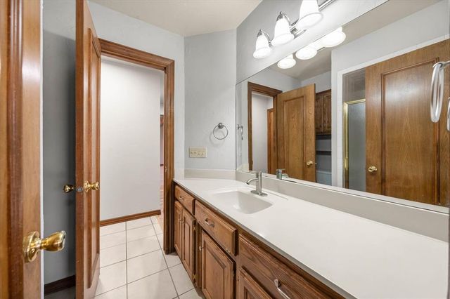 4104 Devon Drive, Edmond, OK 73034