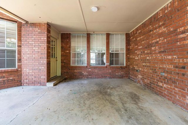 4104 Devon Drive, Edmond, OK 73034