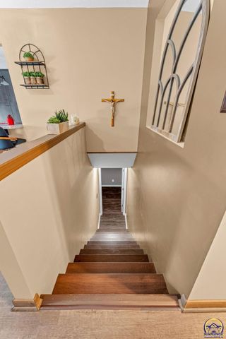 7413 SW 25th ST, Topeka, KS 66614