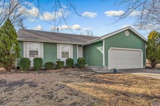 7413 SW 25th ST, Topeka, KS 66614